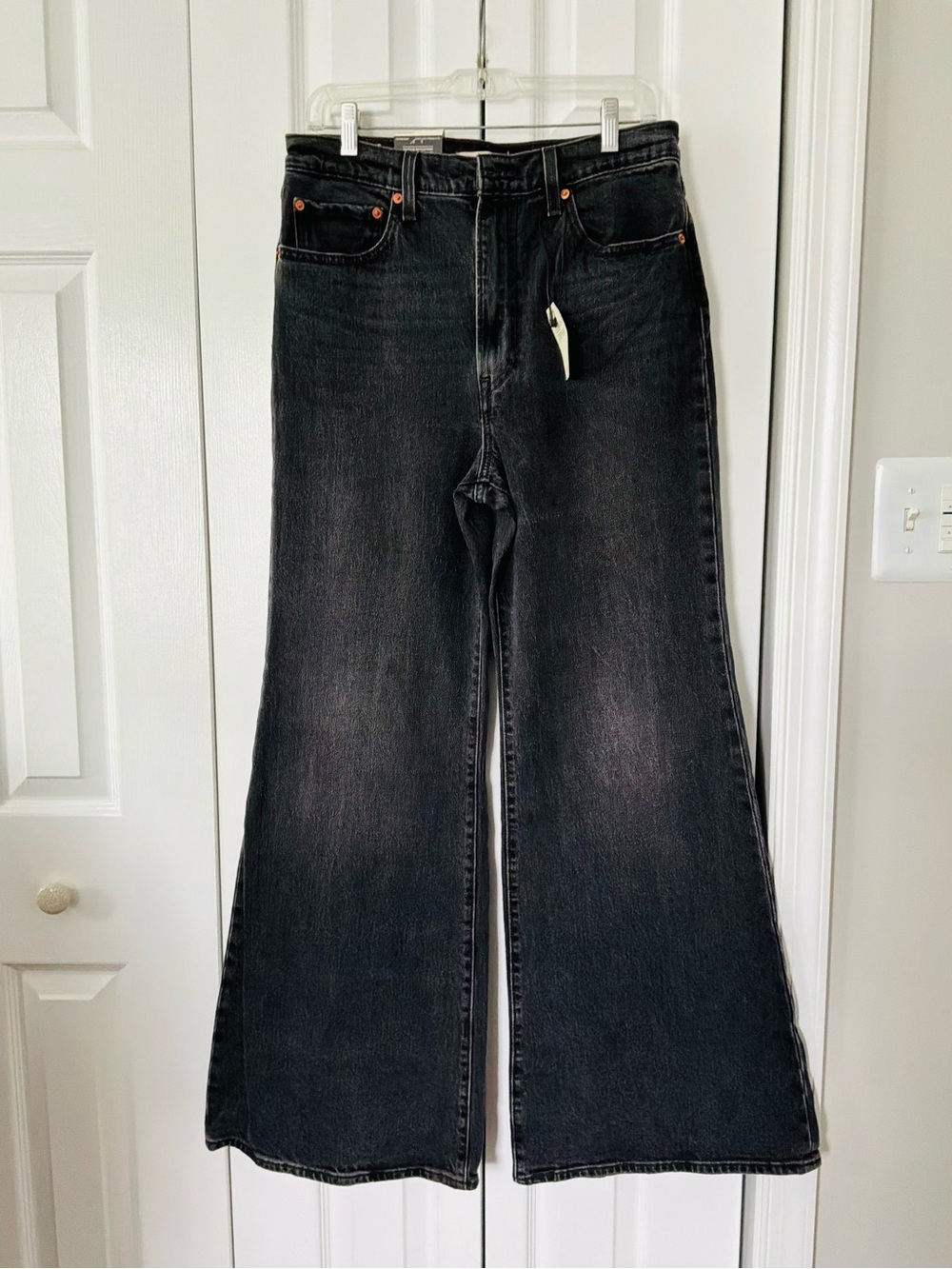 Levi's Ribcage Bell Bottom Super HighRise Washed Black Denim Women’s Jean 30x32